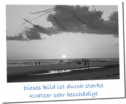 strand_mit_kratzer_en-1024x842